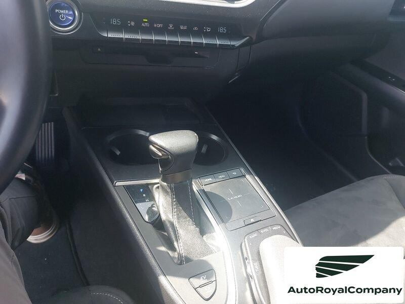 Lexus UX Hybrid Premium