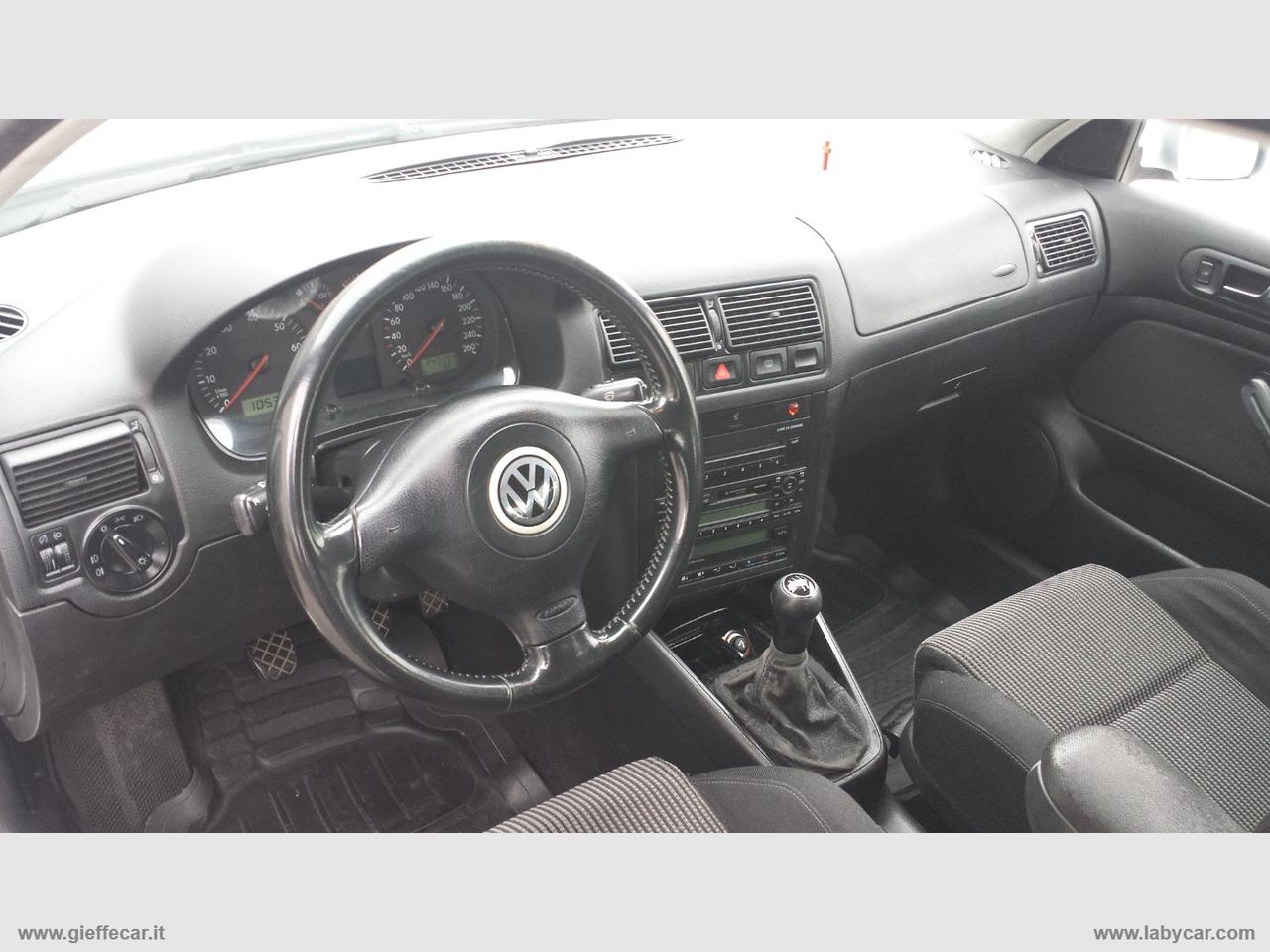 VOLKSWAGEN Golf 1.6 16V 3p. Highline NEO-PATENTATO