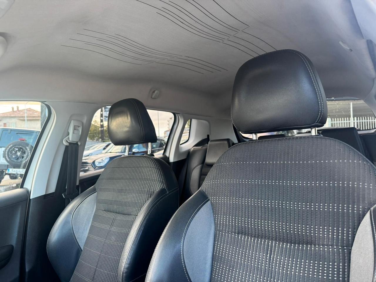 Peugeot 2008 1.6 e-HDi 115 CV Stop&Start Féline GARANZIA