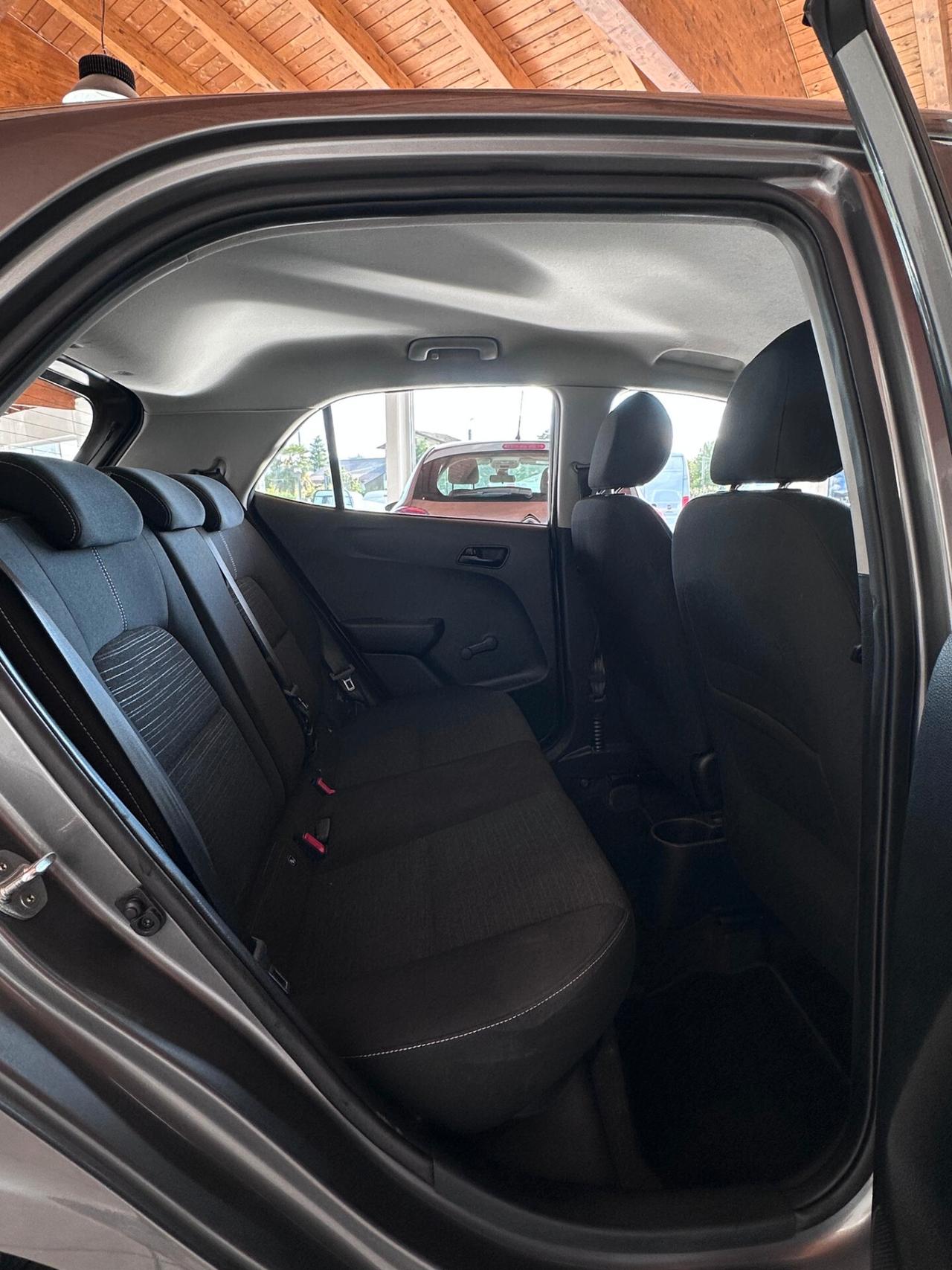 Kia Picanto 1.0 12V 5 porte Urban 69cv NEOPATENTATI