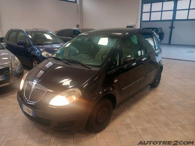 Lancia Musa 1.4 16V Platino