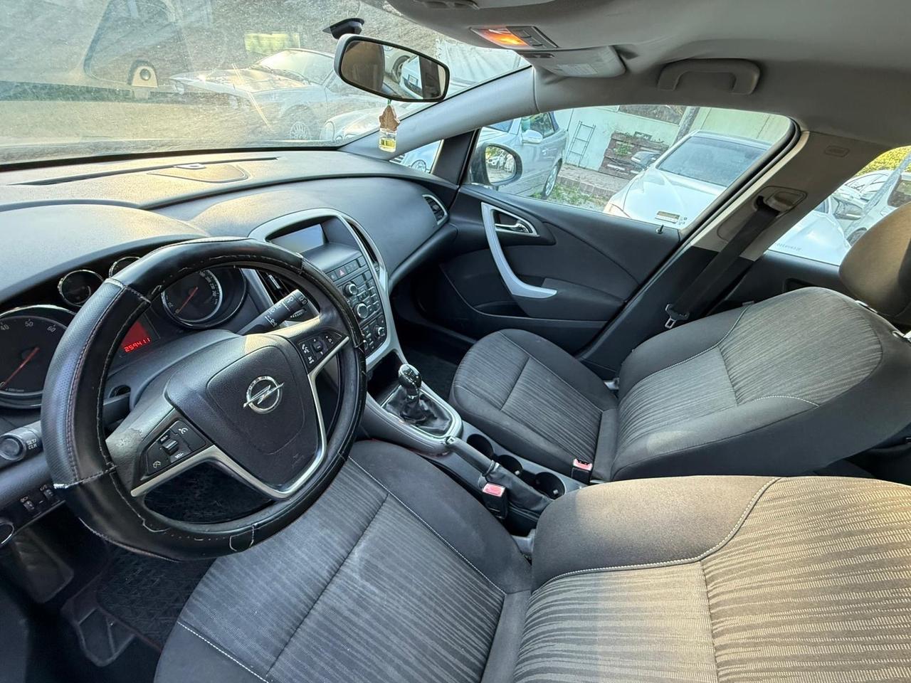 Opel Astra 1.4 Turbo 140CV Sports Tourer GPL Tech Cosmo