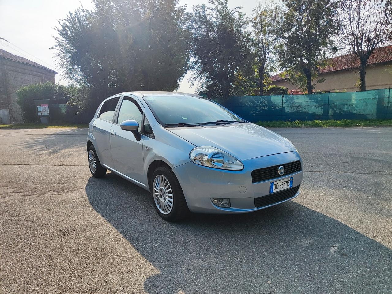 Fiat Grande Punto benzina 110.000 KM
