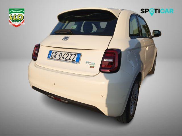 FIAT 500e Berlina 42 kWh
