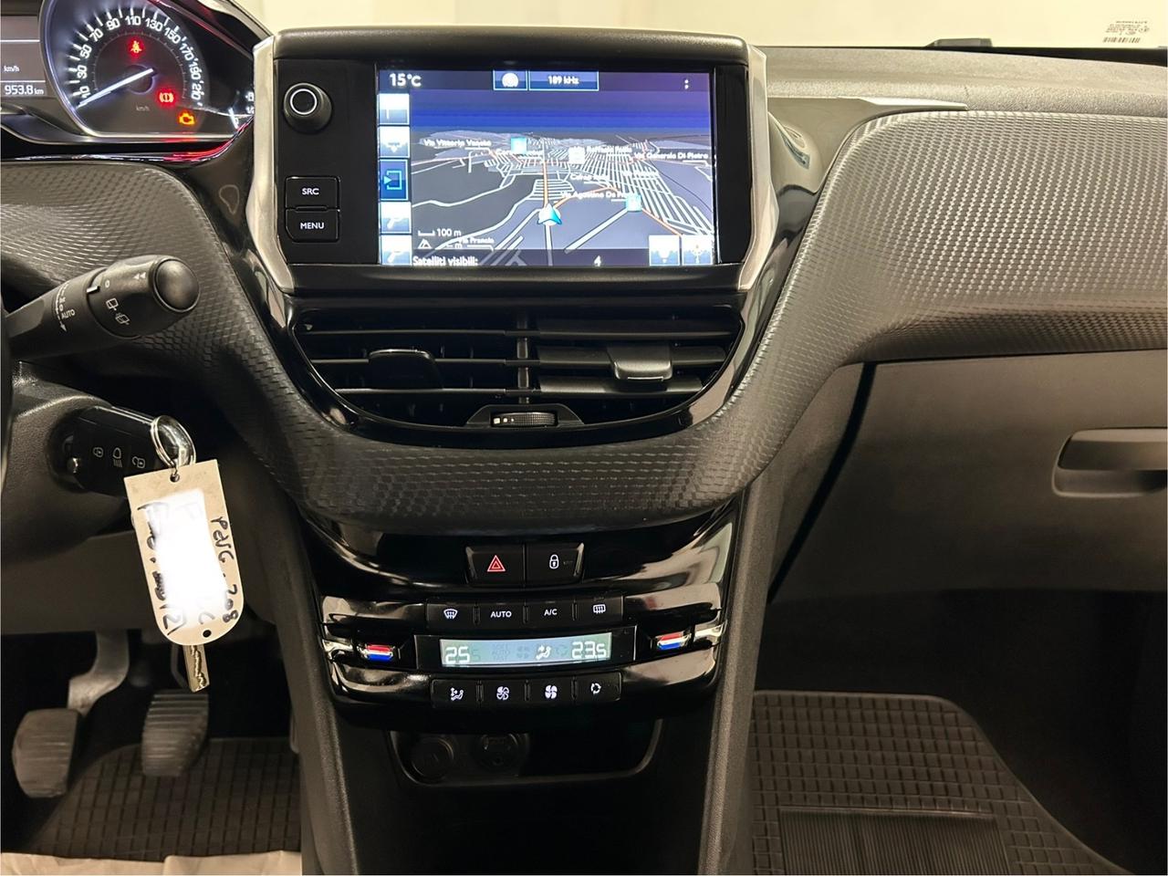 Peugeot 208 BlueHDi 75 3 porte Allure