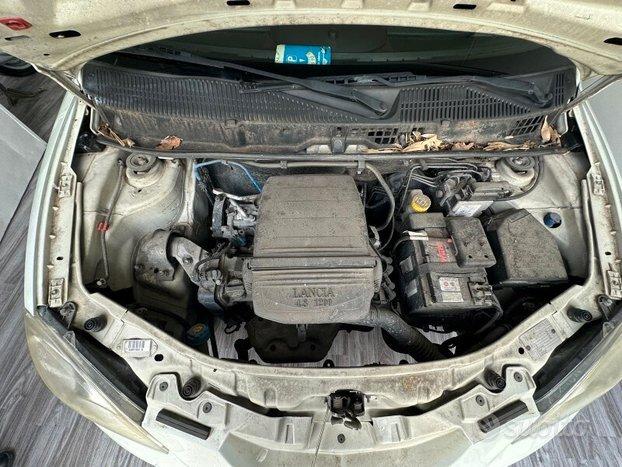 LANCIA Ypsilon 2 serie Ypsilon 1.2 Platino