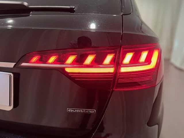 Audi A4 Avant 40 TDI quattro S tronic S line edition