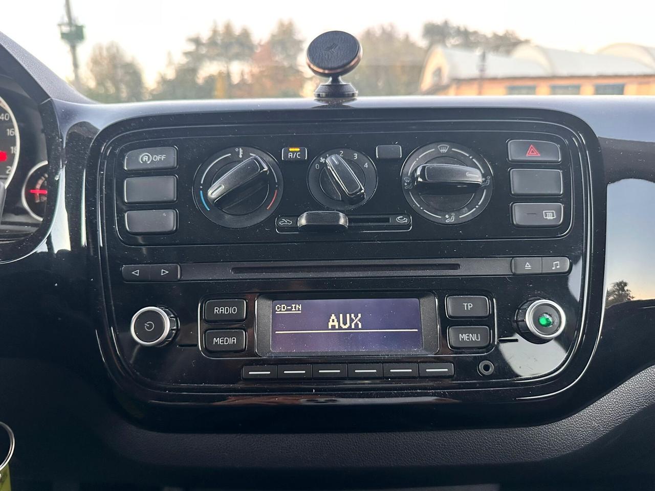 Volkswagen up! 1.0 5p. eco take BlueMotion Technology