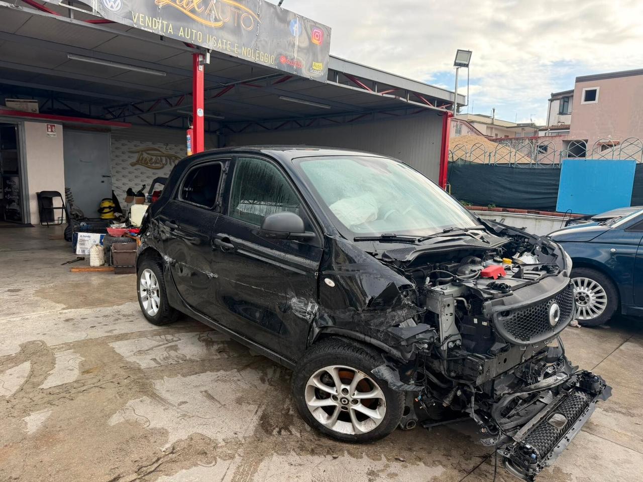 Smart ForFour 70 1.0 sinistrato - 2019