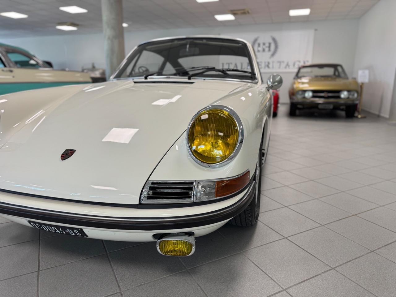 Porsche 911 2.0S SWB Coupe
