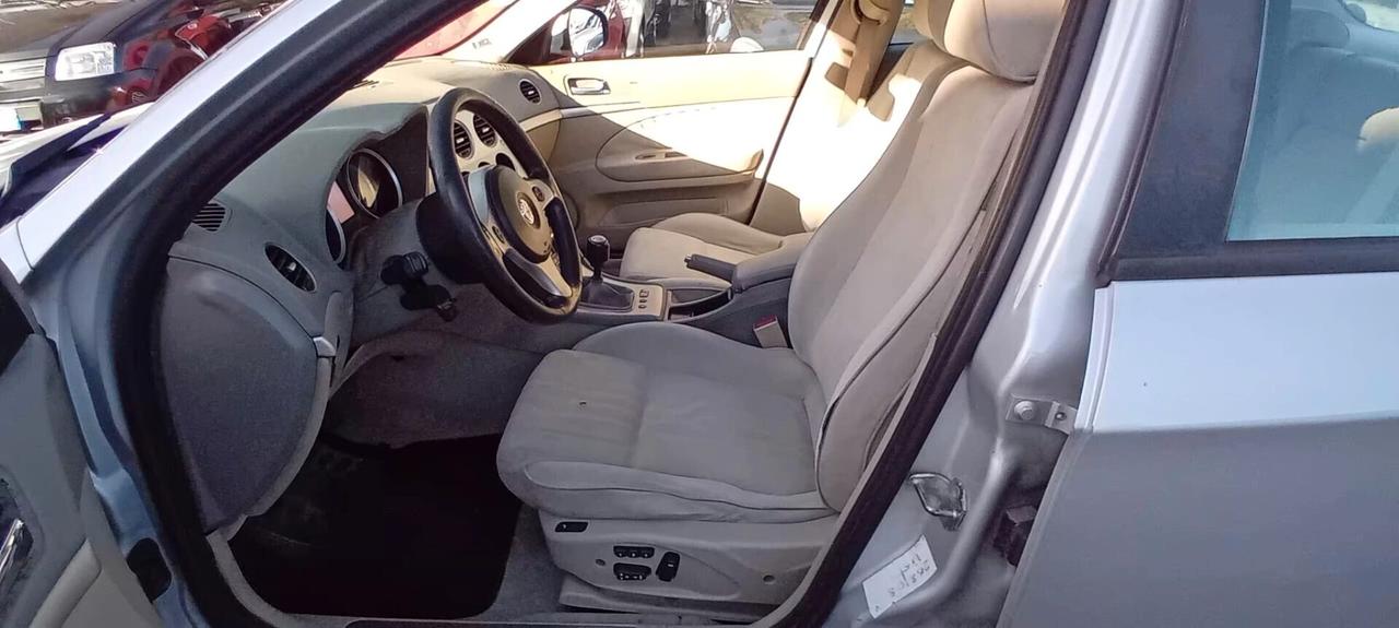 Alfa Romeo 159 1.9 JTDm 16V Exclusive