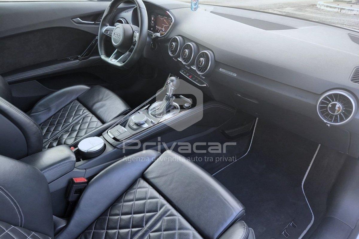 AUDI TT Coupé 1.8 TFSI S tronic S line