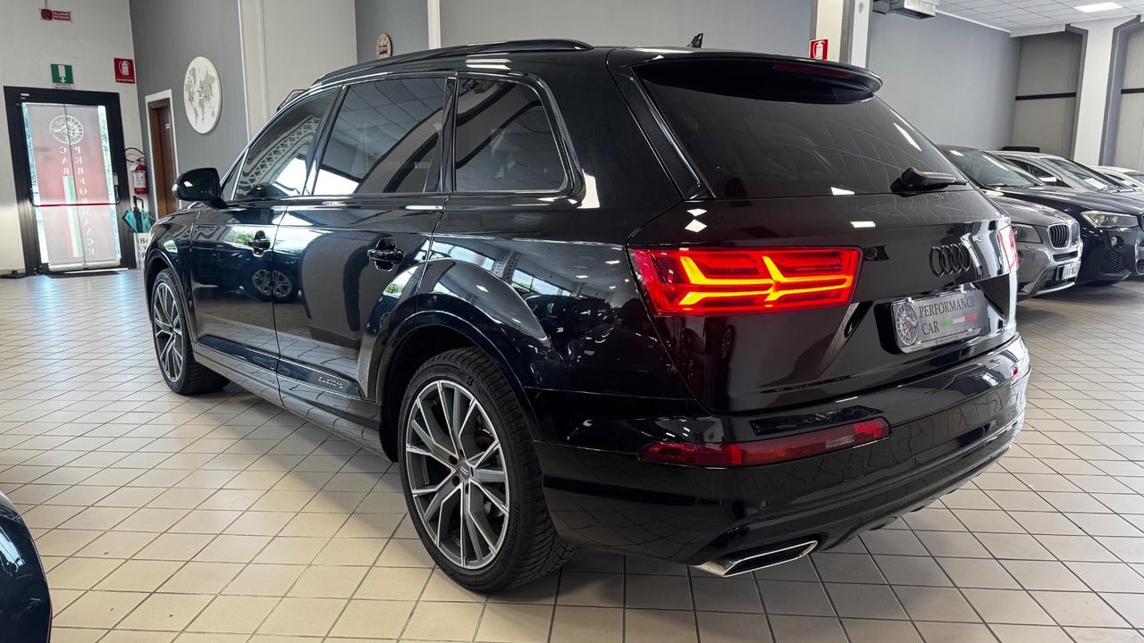 Audi Q7 3.0 TDI 218 CV ultra quattro tiptronic Business Plus