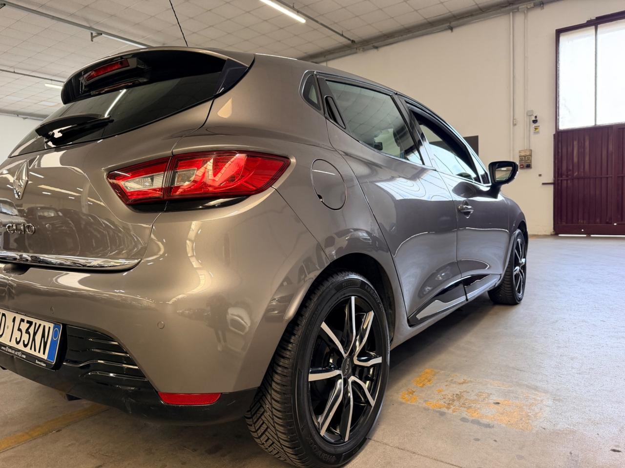 Renault Clio 1.2 75CV 5 porte Life