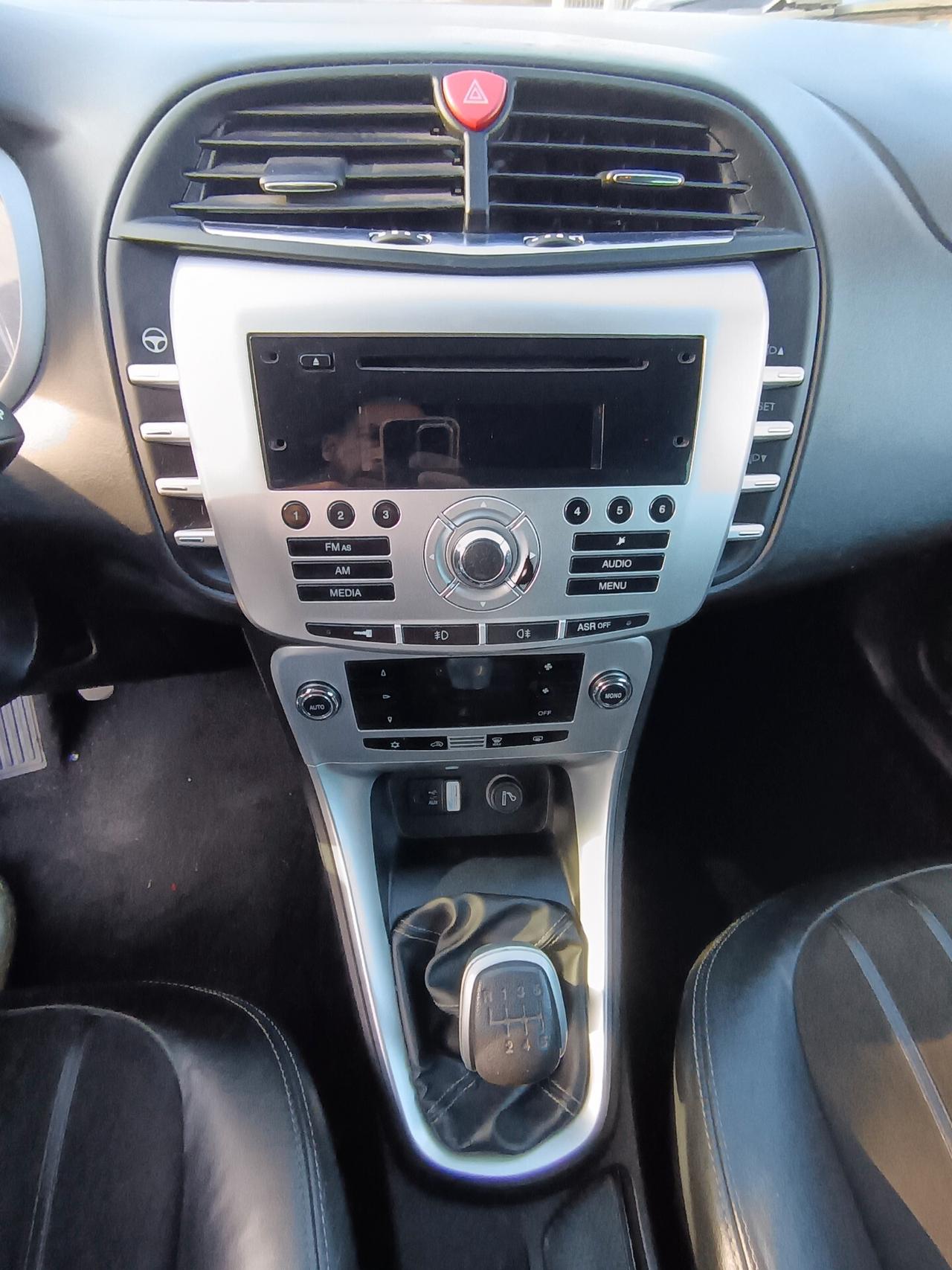 Lancia Delta 1.6 MJT DPF Gold