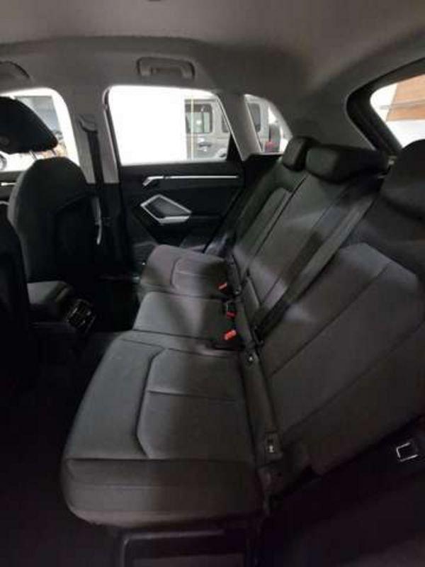 Audi Q3 35 2.0 tdi Business Advanced quattro s-tronic