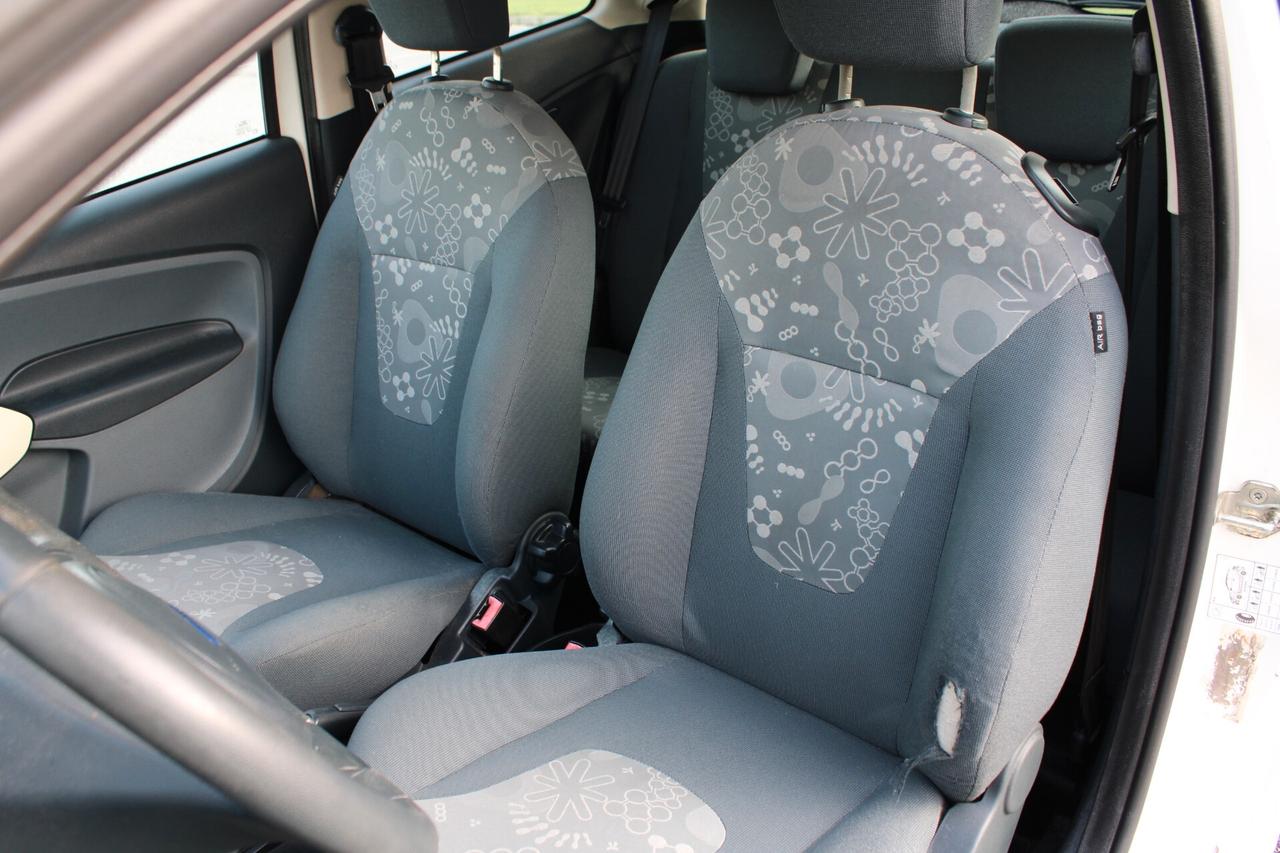 Ford Ka Ka+ 1.2 8V 69CV Titanium