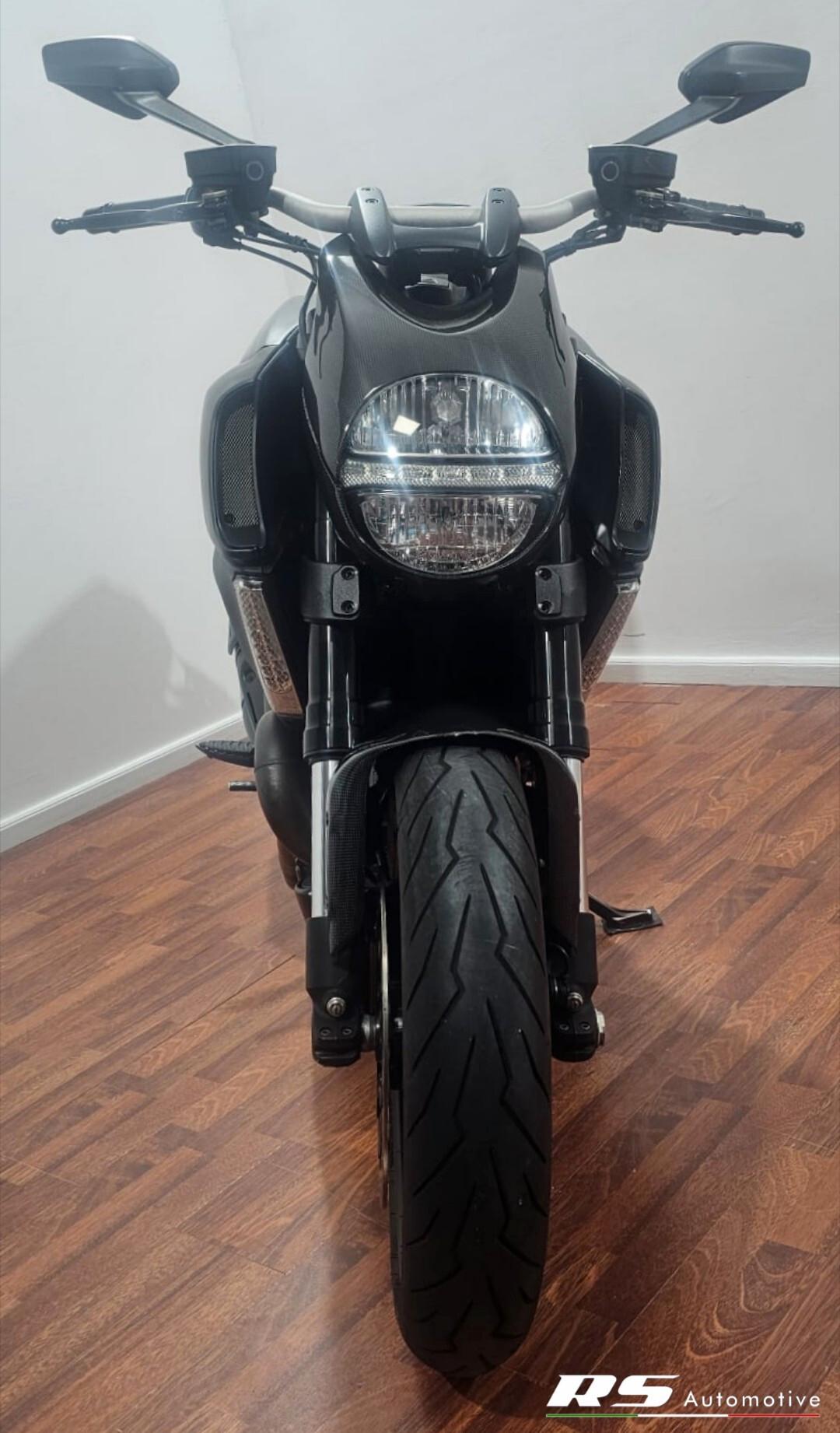 Ducati Diavel full carbon kit