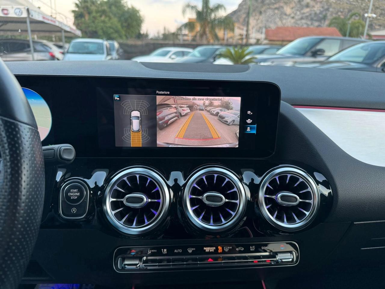 MERCEDES GLA200d PREMIUM AMG