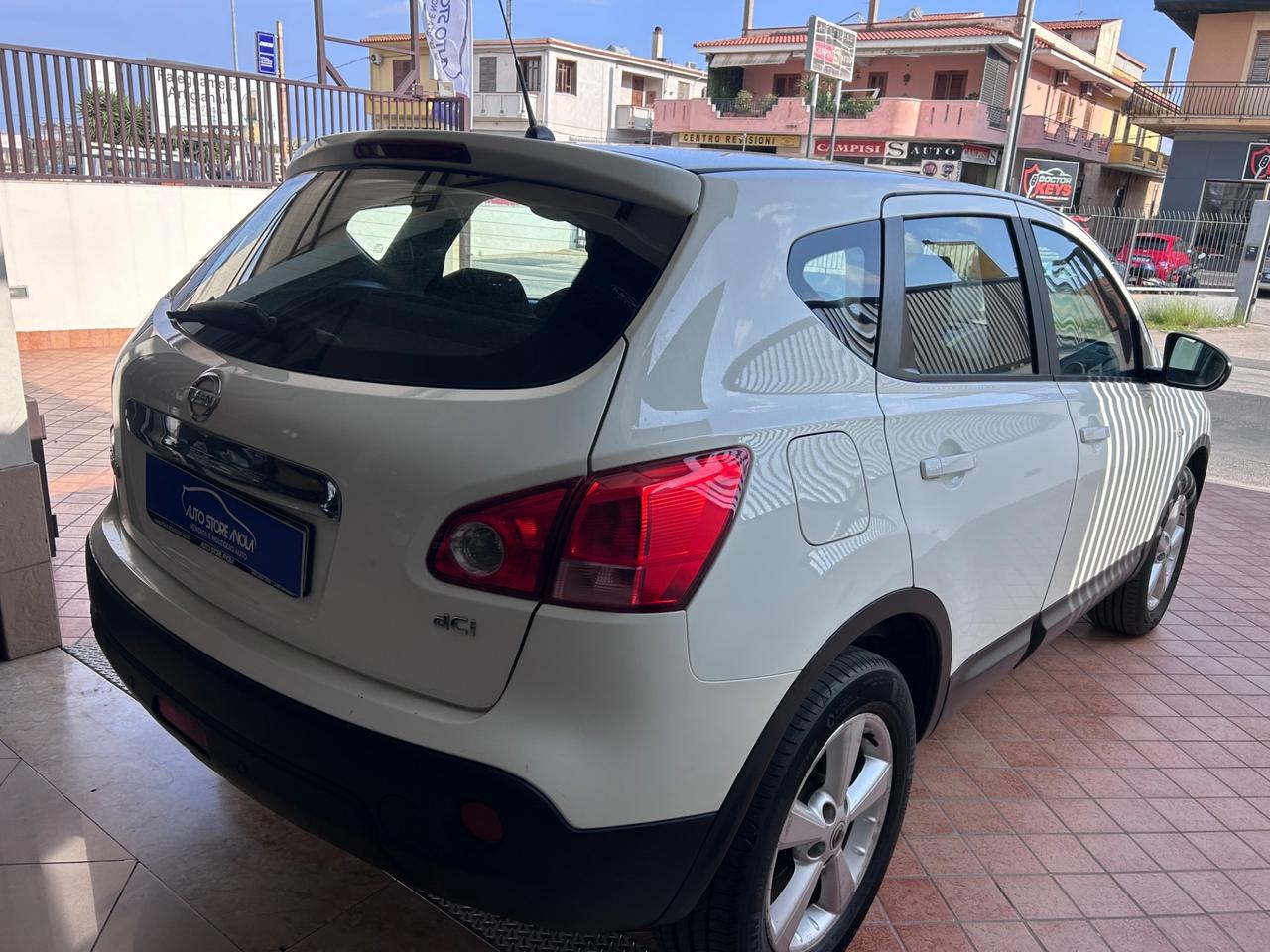 Nissan Qashqai 2.0 dCi DPF 4WD Tekna