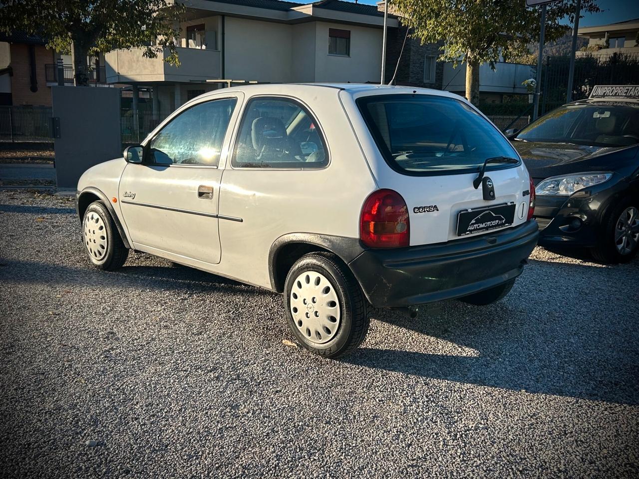 Opel Corsa 1.2 3 porte Swing