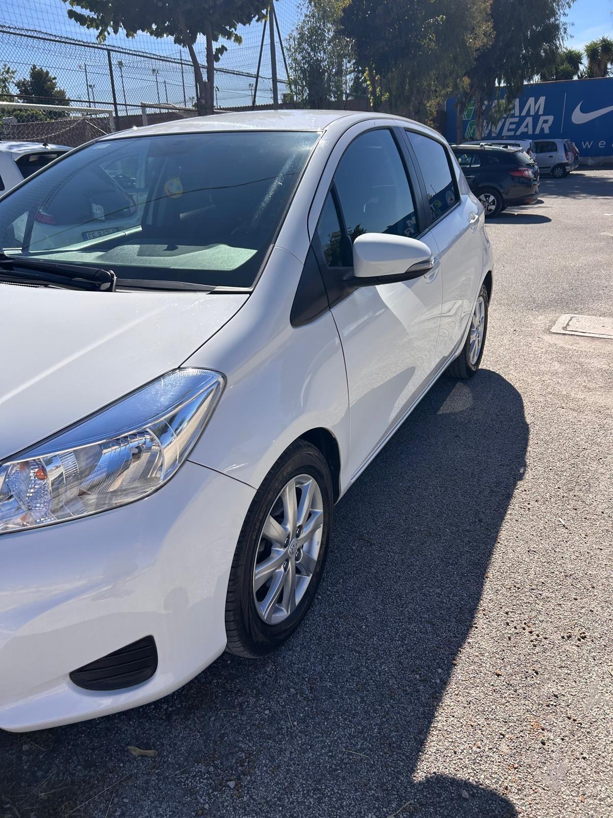 Toyota Yaris 1.4 D-4D 5 porte Lounge