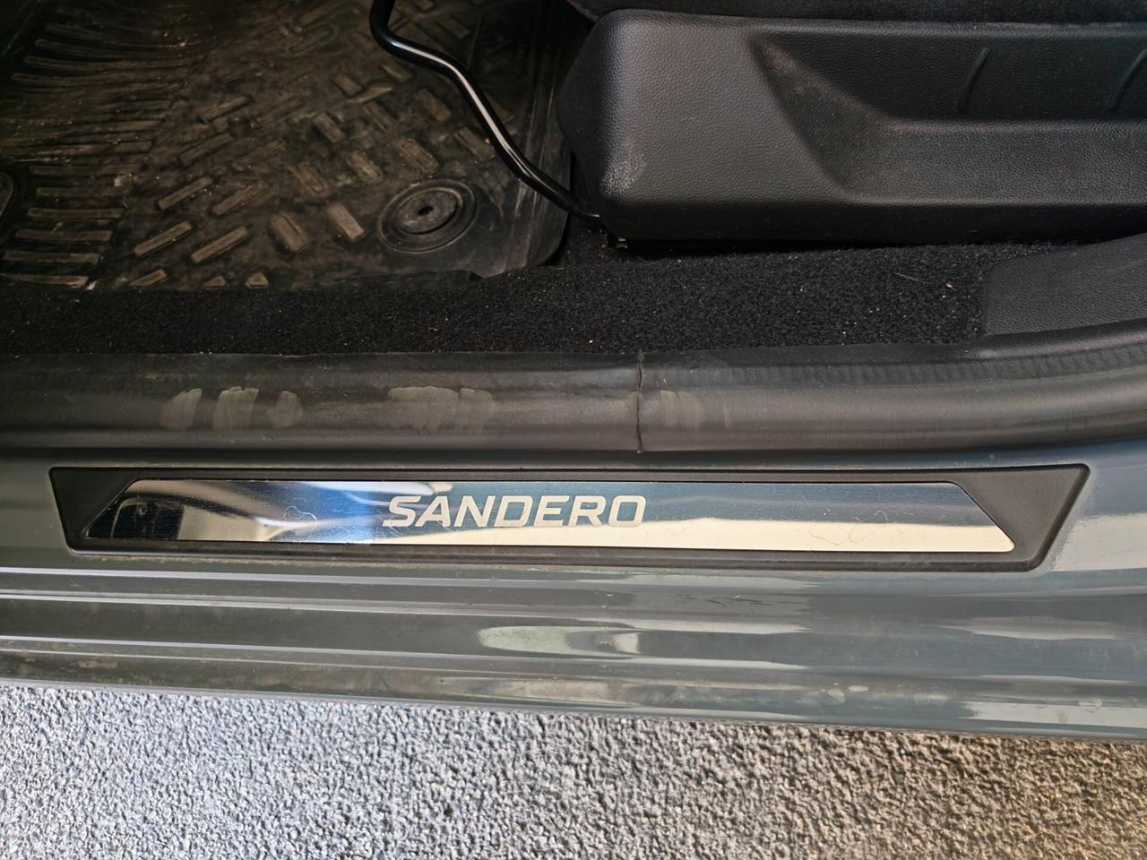 Sandero gpl full optional