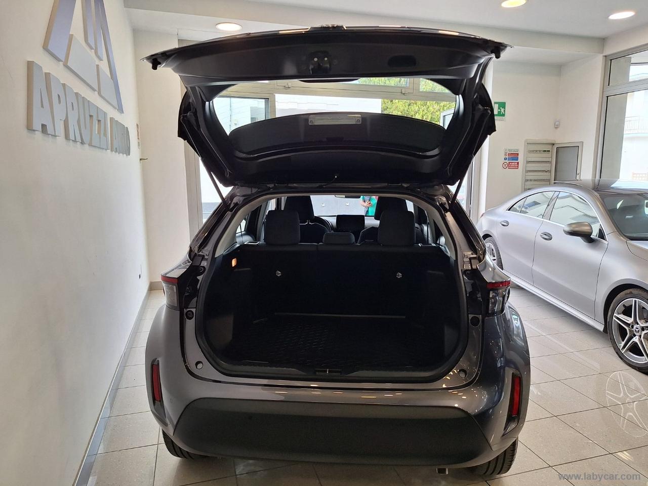 TOYOTA Yaris Cross 1.5 Hybrid 5p. E-CVT ACTIVE TREND