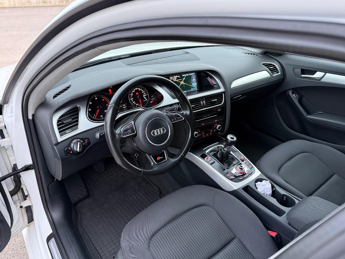 AUDI - A4 Avant - 2.0 TDI ultra 163CV Advanced S-line