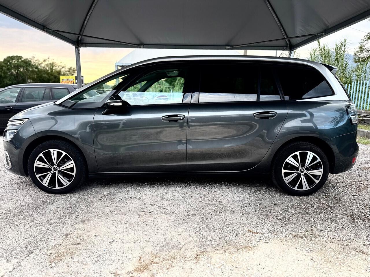 Citroen Grand C4 1.6(120CV) 7 POSTI