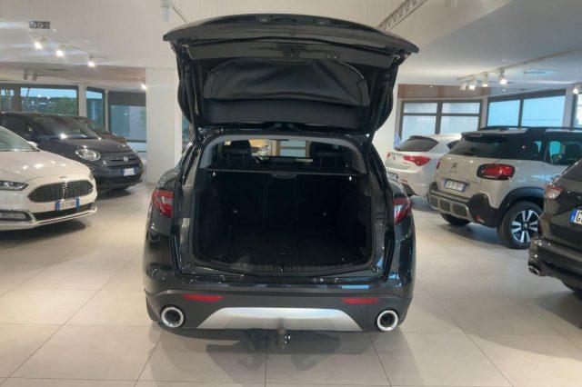 ALFA ROMEO Stelvio 2.2 Turbodiesel 180 CV AT8 RWD Super