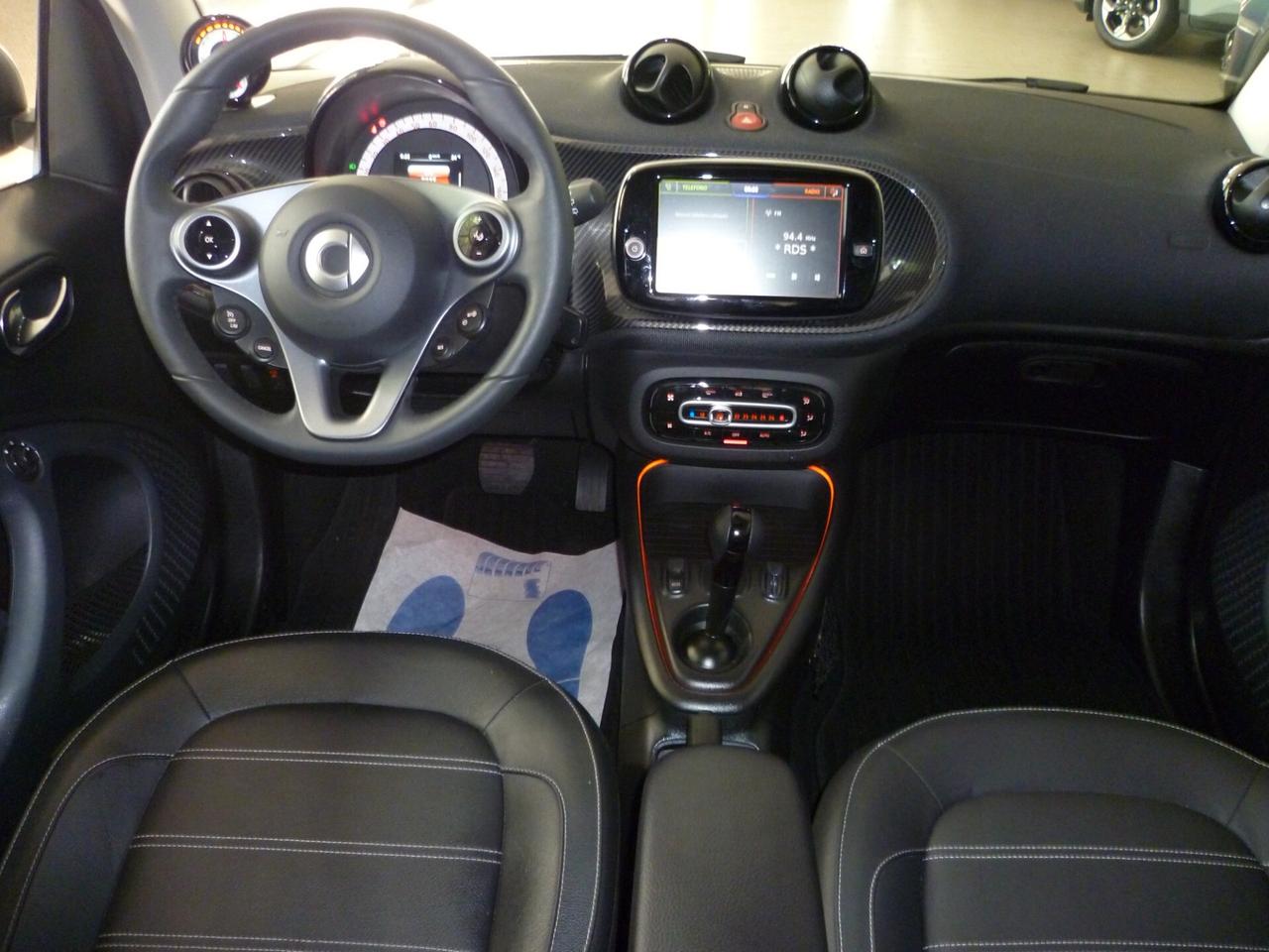 Smart ForTwo EQ Racingold (22kW)