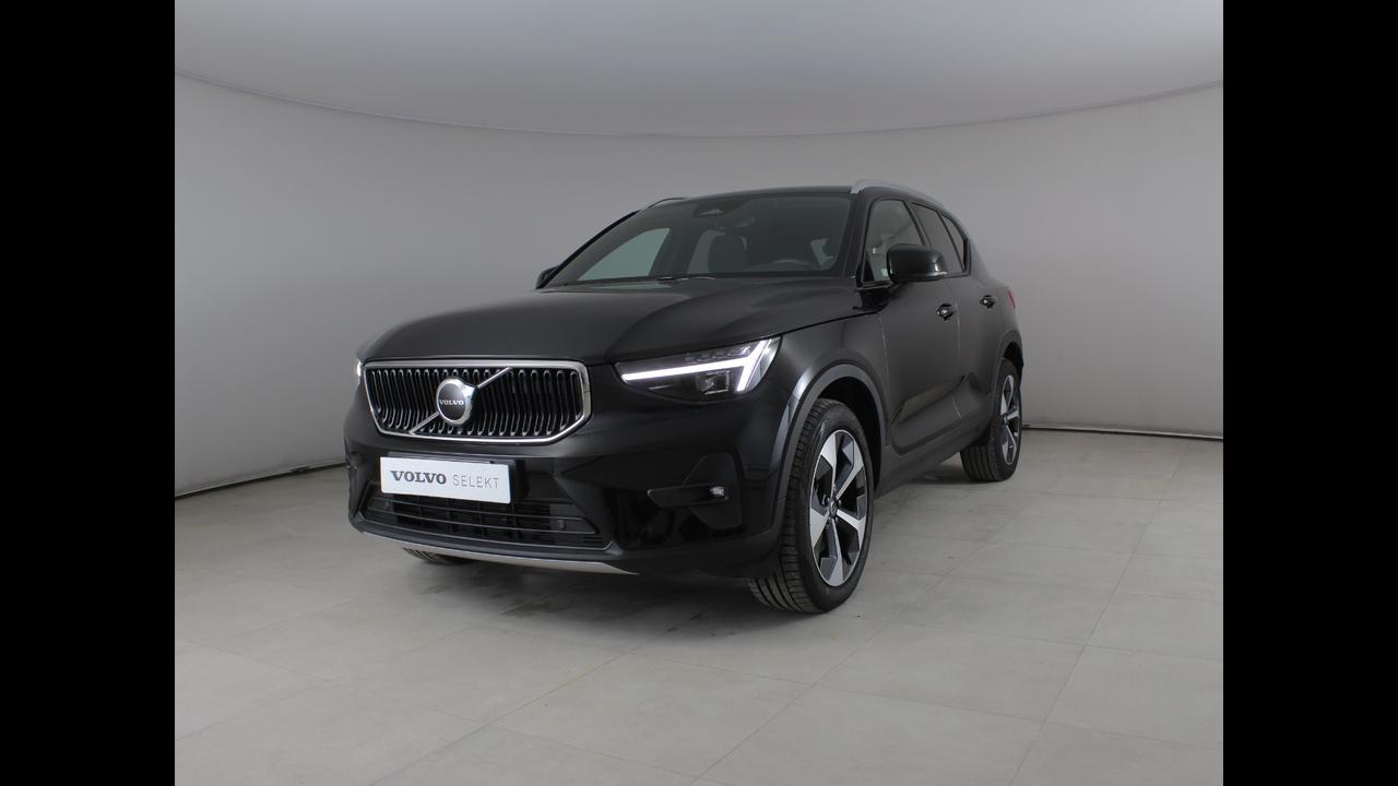 VOLVO XC40 2023 - XC40 2.0 b3 Core auto