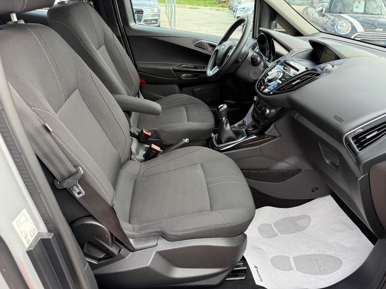 Ford B-Max 1.5 TDCi 95 CV Business Titanium