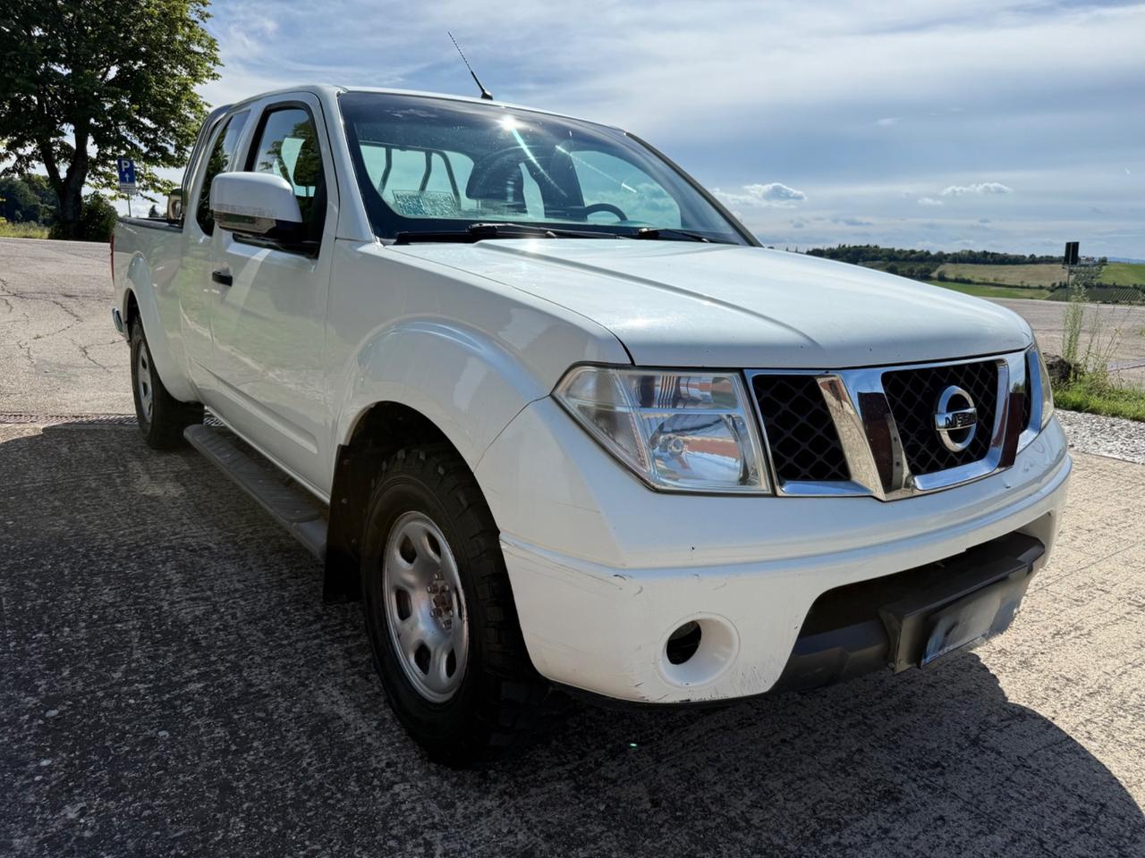 Nissan Navara 2.5 dCi 190CV 2 porte King Cab Sport