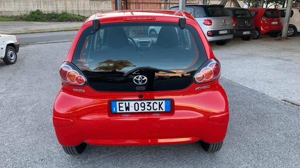 Toyota Aygo 1.0 12V VVT-i 5 porte Lounge Connect