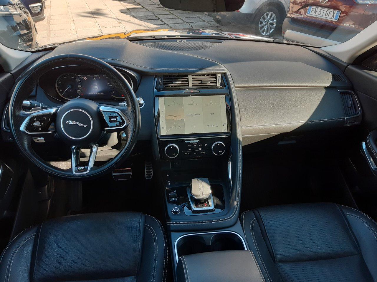 Jaguar E-Pace 2.0d i4 mhev R-Dynamic HSE awd 204cv auto