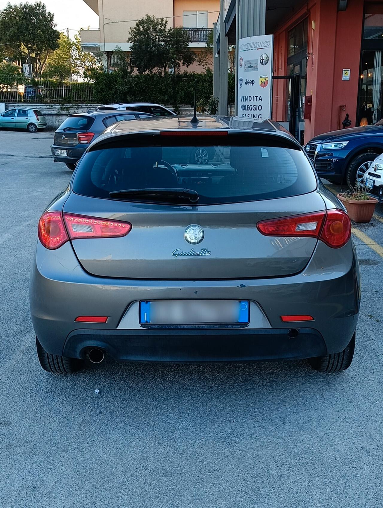 Alfa Romeo Giulietta 1.6 JTDm-2 105 CV Distinctive