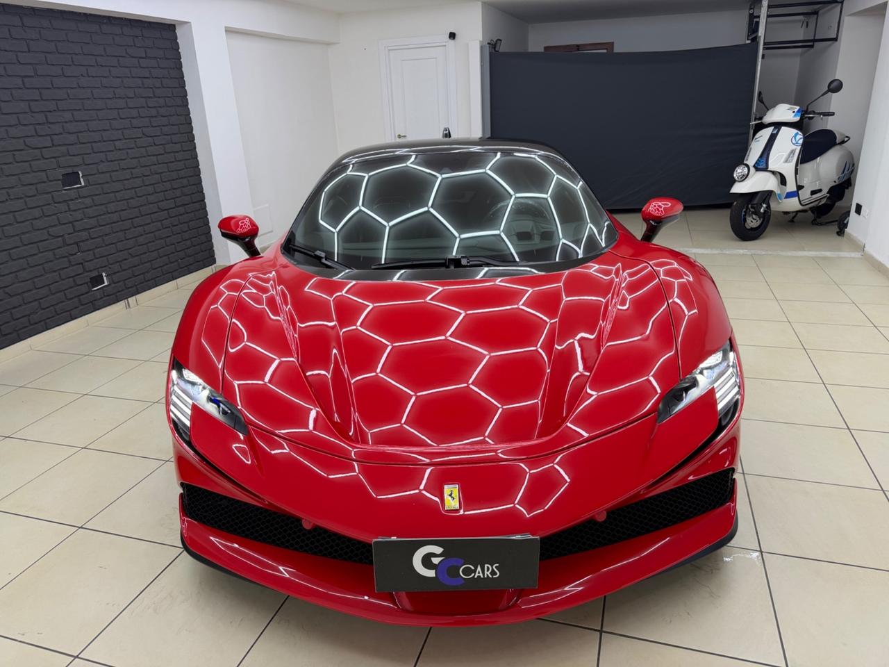 Ferrari SF90 Stradale ASSETTO FIORANO ESTESO ITALIANA