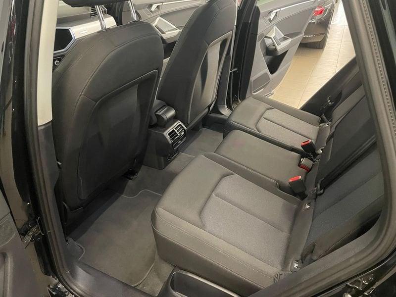 Audi Q3 45TFSI eS tronicBusiness anche a332€
