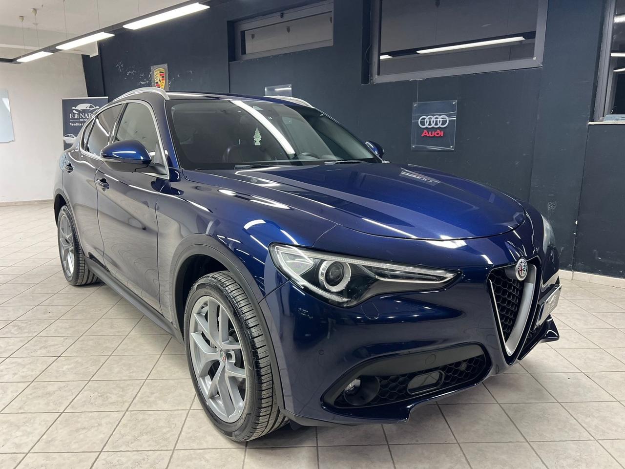 Alfa Romeo Stelvio 2.2 Turbodiesel 210 CV AT8 Q4 Super