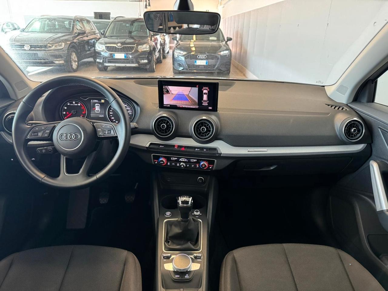 Audi Q2 30 TFSI Business