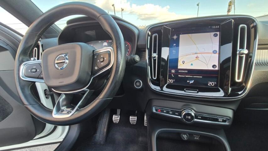 Volvo XC40 D3 AWD R-design (TETTO APRIBILE) - 2019