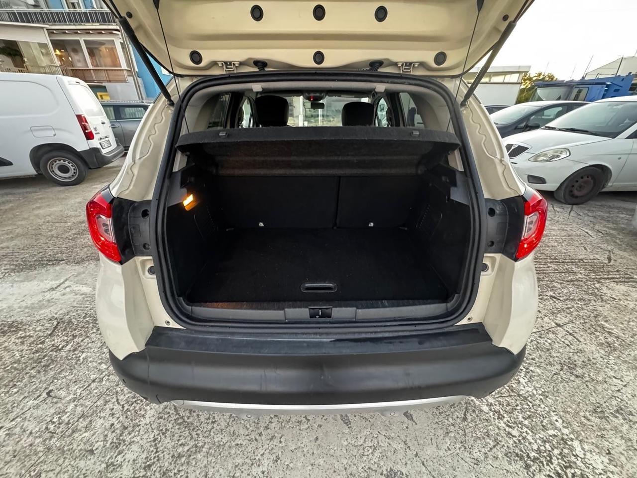 Renault Captur dCi 8V 90 CV EDC Start&Stop Energy Iconic