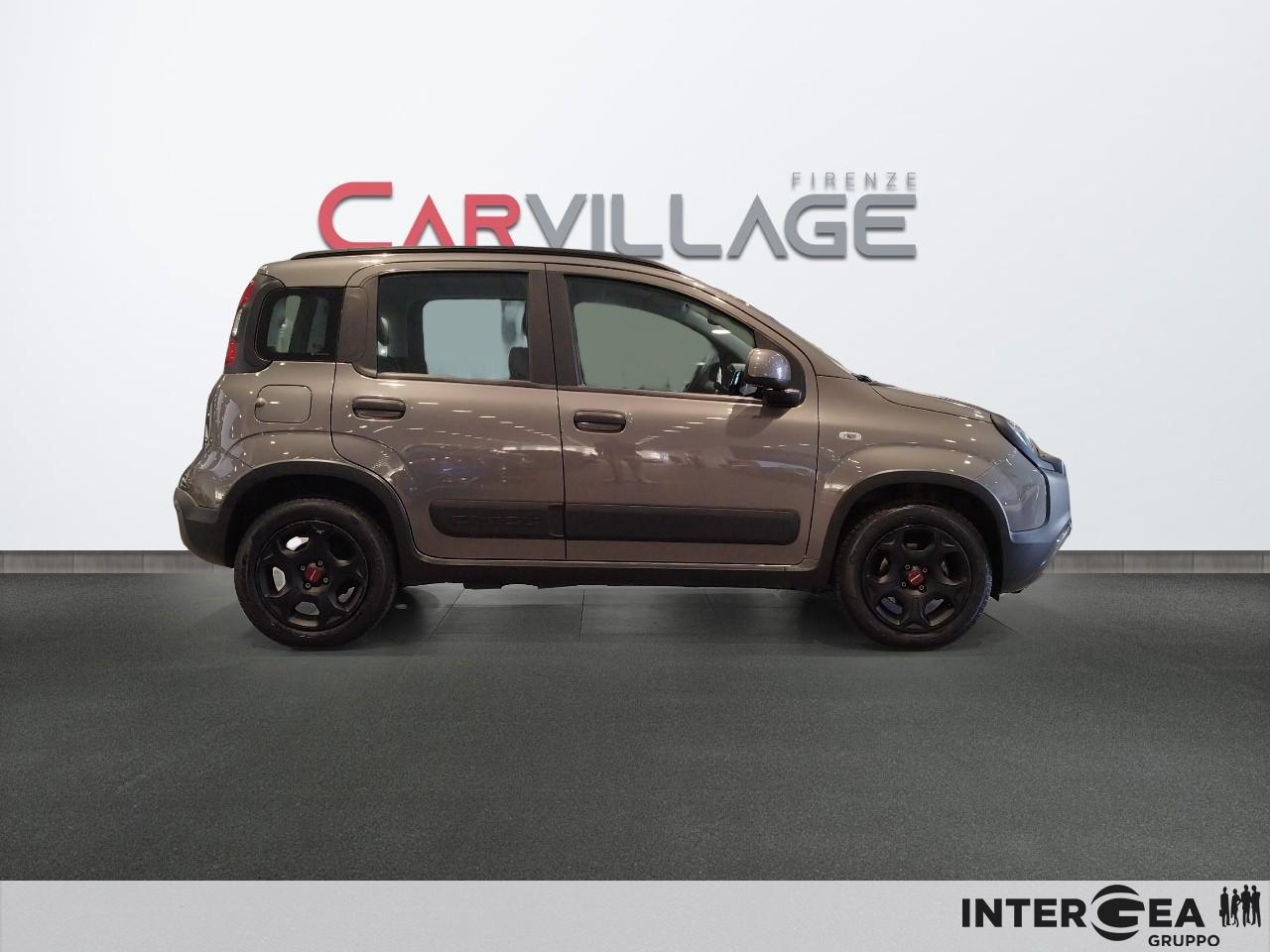 FIAT Panda 1.0 firefly hybrid City Cross s&s 70cv 5p.ti
