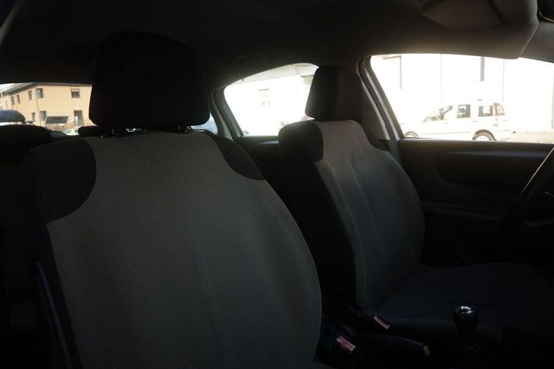 Citroën C4 C4 1.4 16v Elegance Unicoproprietario