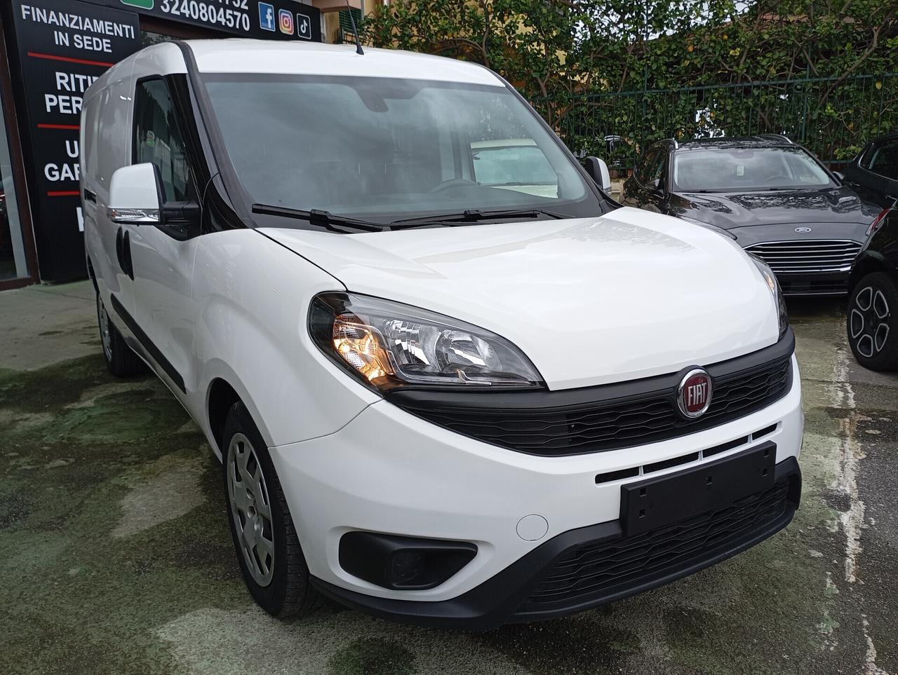 Fiat Doblo C. Maxi 1.6 Mjet 105CV Lounge 3 Posti