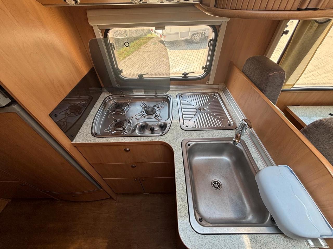 Bürstner A 576 camper