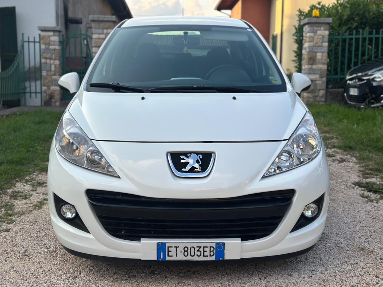 Peugeot 207 1.4 8V 75CV 5p. ECO GPL NEOPAT KMCERT GARANZ