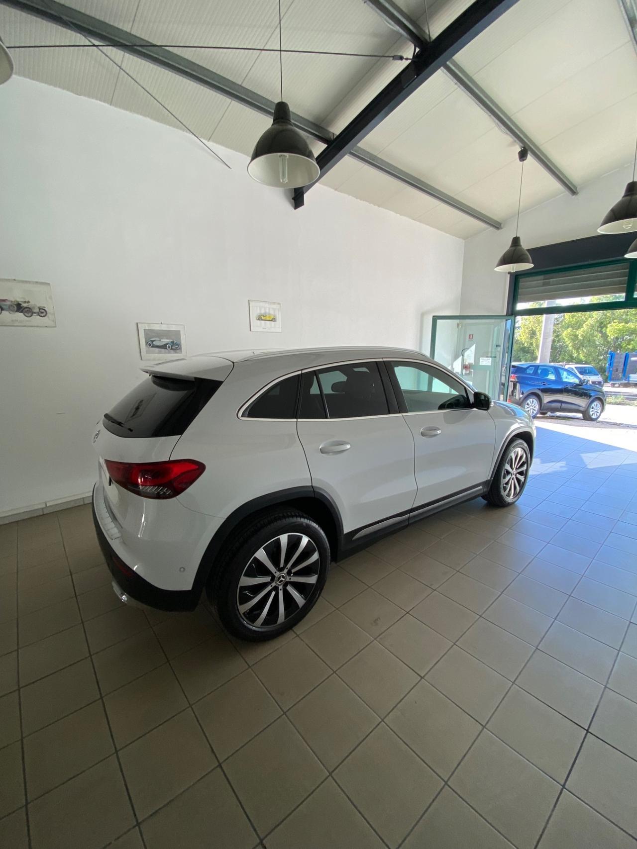 Mercedes-benz GLA 220 200 d Automatic Premium